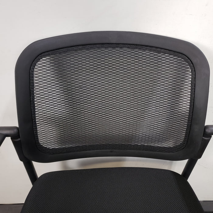 Rolling Mesh Back Guest Chair