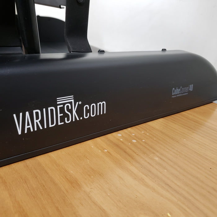 CubeCorner48 Desk Converter