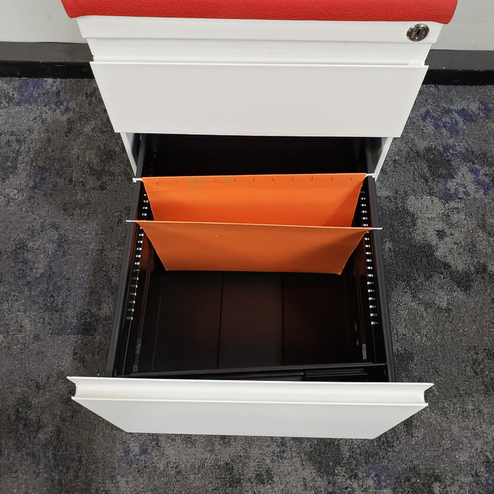 Rolling Pedestal File Cabinet