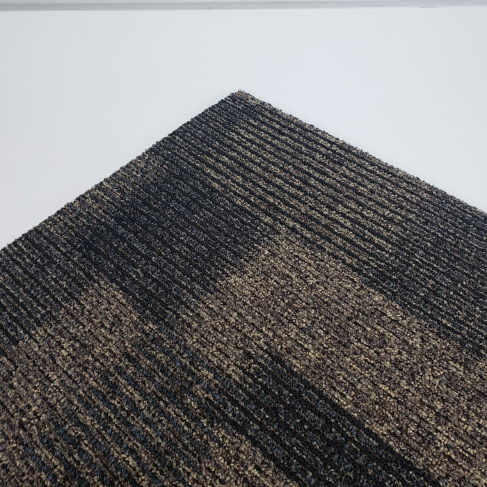 REO2T Carpet Square - 355 Square Feet (#5774)