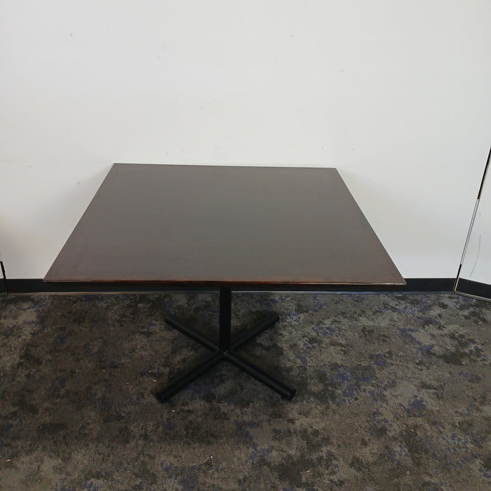 Knife Edge Break Room Table