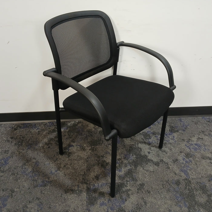 Rolling Mesh Back Guest Chair