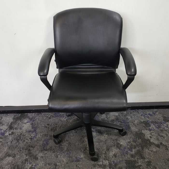 Executive Desk Chair