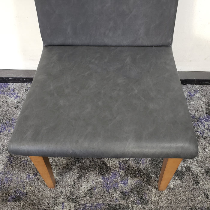 Tia Side Chair