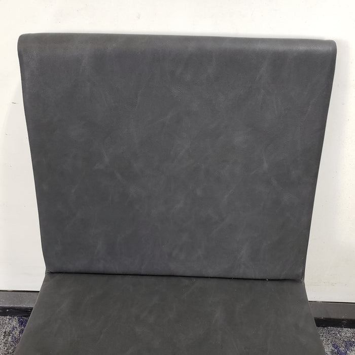 Tia Side Chair