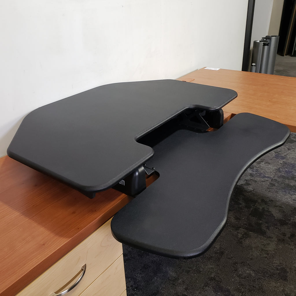 Desks in Minneapolis, St. Paul, Plymouth, MN Used Office Furniture