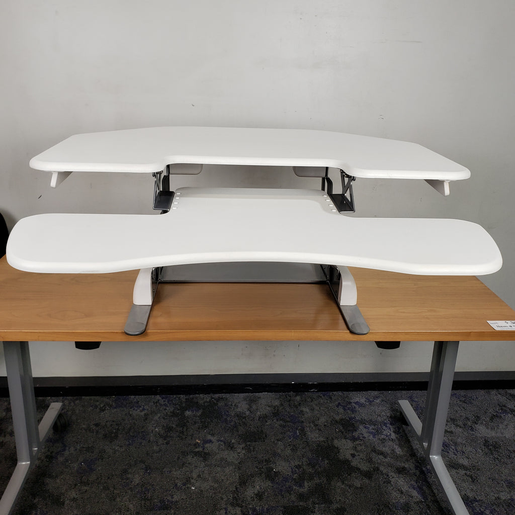 Desks in Minneapolis, St. Paul, Plymouth, MN Used Office Furniture