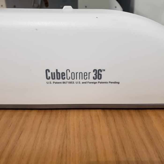 CubeCorner36 Desk Converter