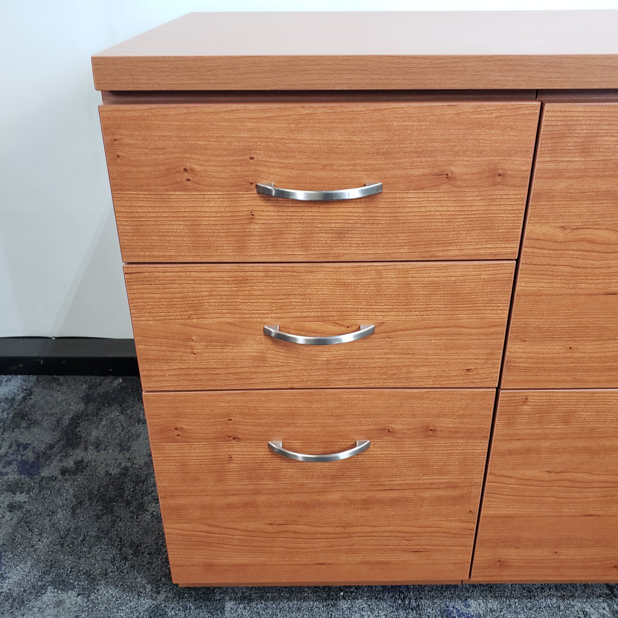 Used office furniture in Minneapolis, St. Paul, Plymouth, MN — TJ