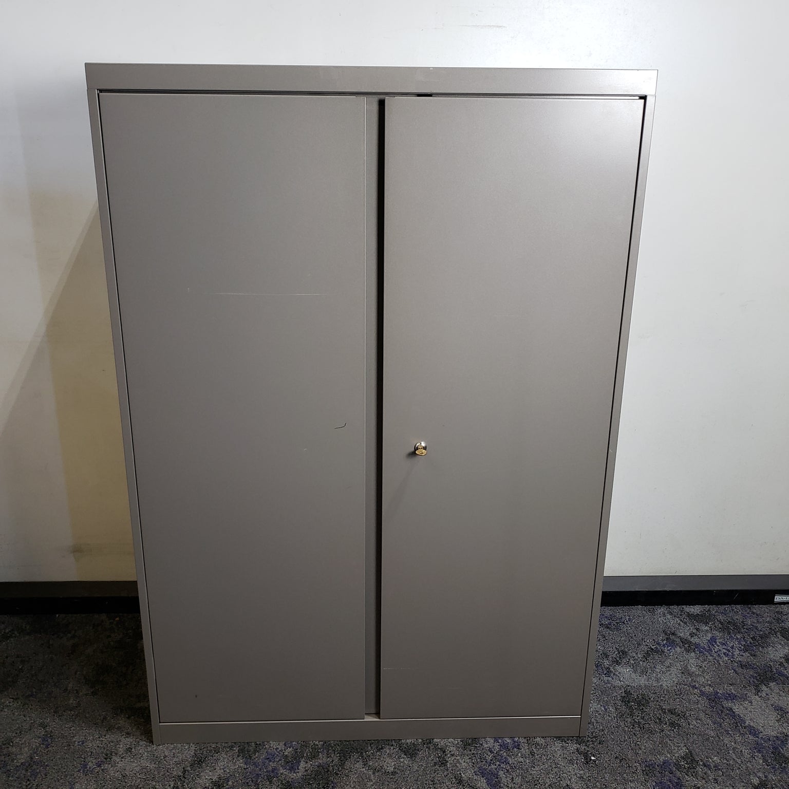 Used office furniture in Minneapolis, St. Paul, Plymouth, MN — TJ