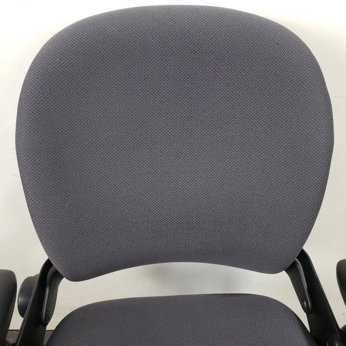 Steelcase V1 Leap