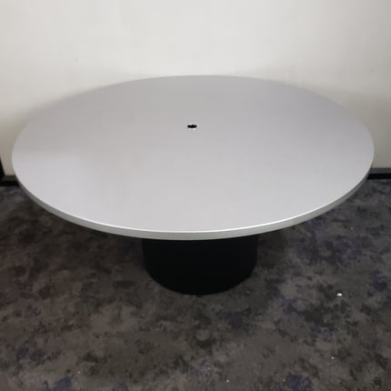 5' Round Table