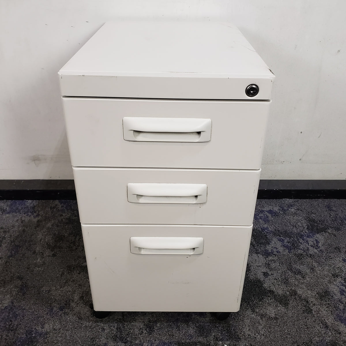 3 Drawer Rolling Pedestal File Used office furniture in Mpls