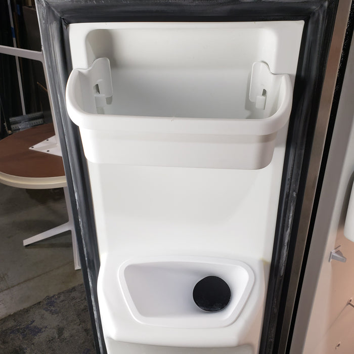 Frigidaire Refrigerator / Freezer