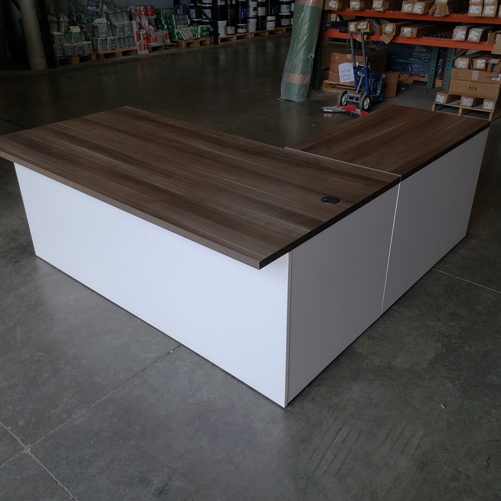 Desks in Minneapolis, St. Paul, Plymouth, MN Used Office Furniture