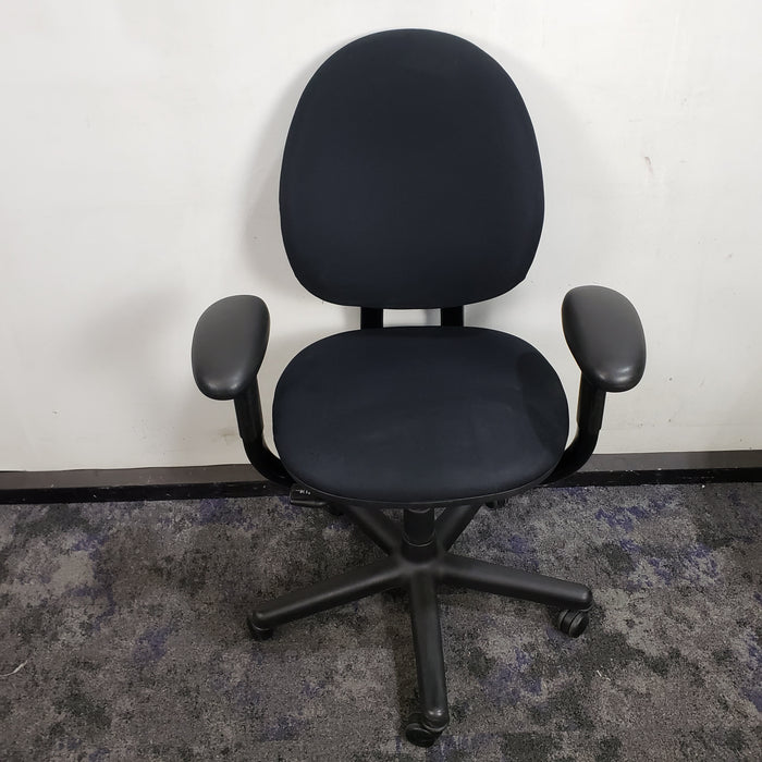 Criterion Desk Chair