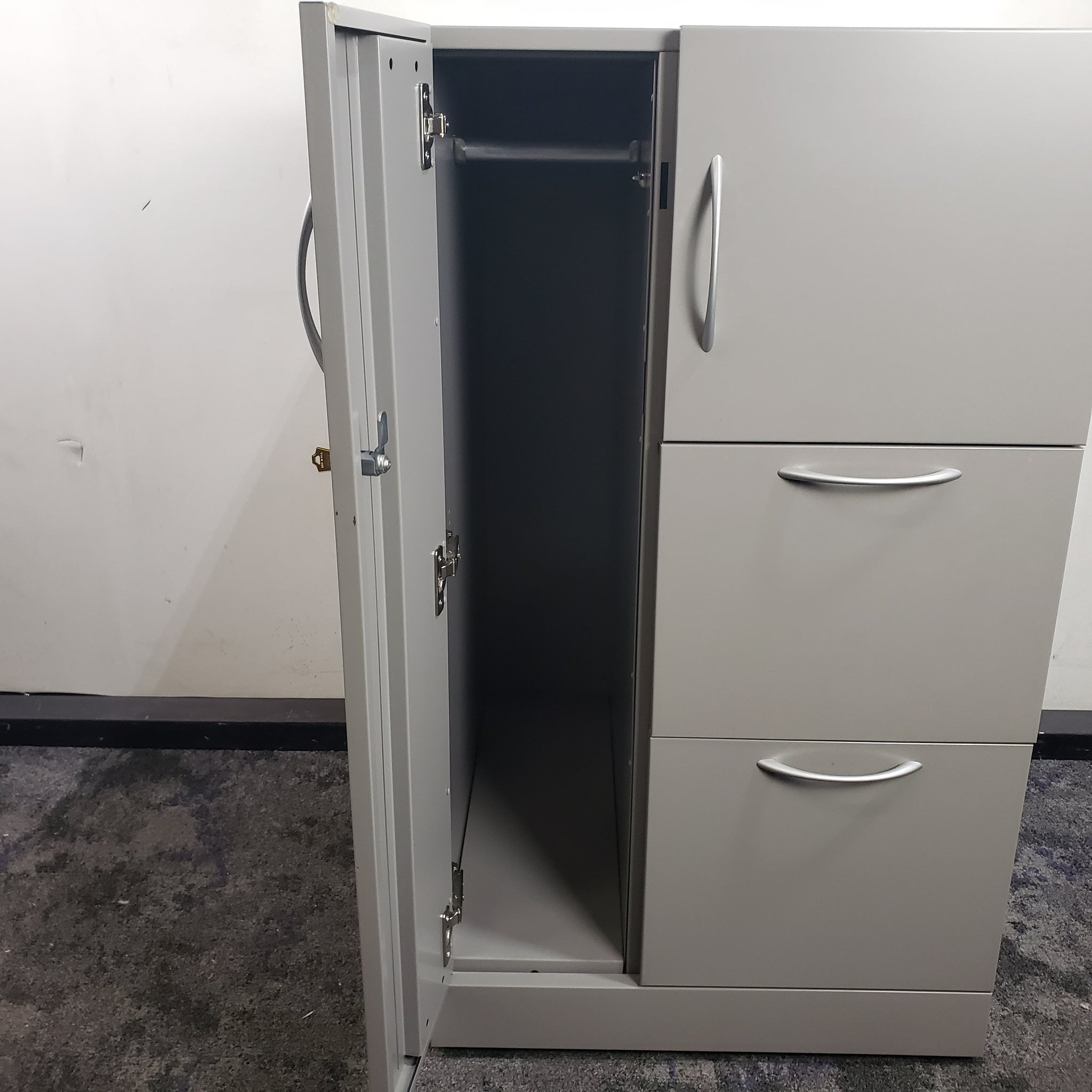 Used office furniture in Minneapolis, St. Paul, Plymouth, MN — TJ