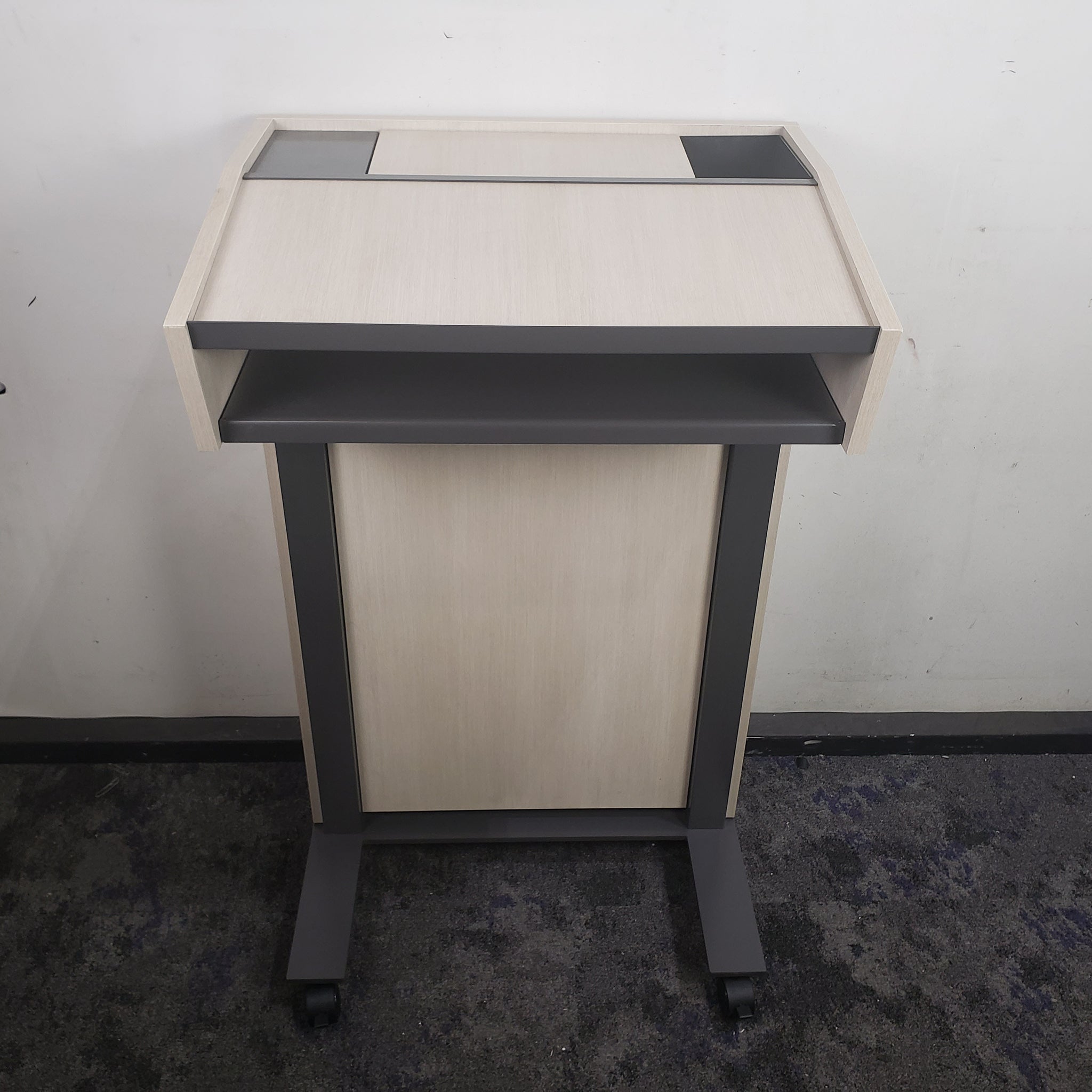 Used office furniture in Minneapolis, St. Paul, Plymouth, MN — TJ
