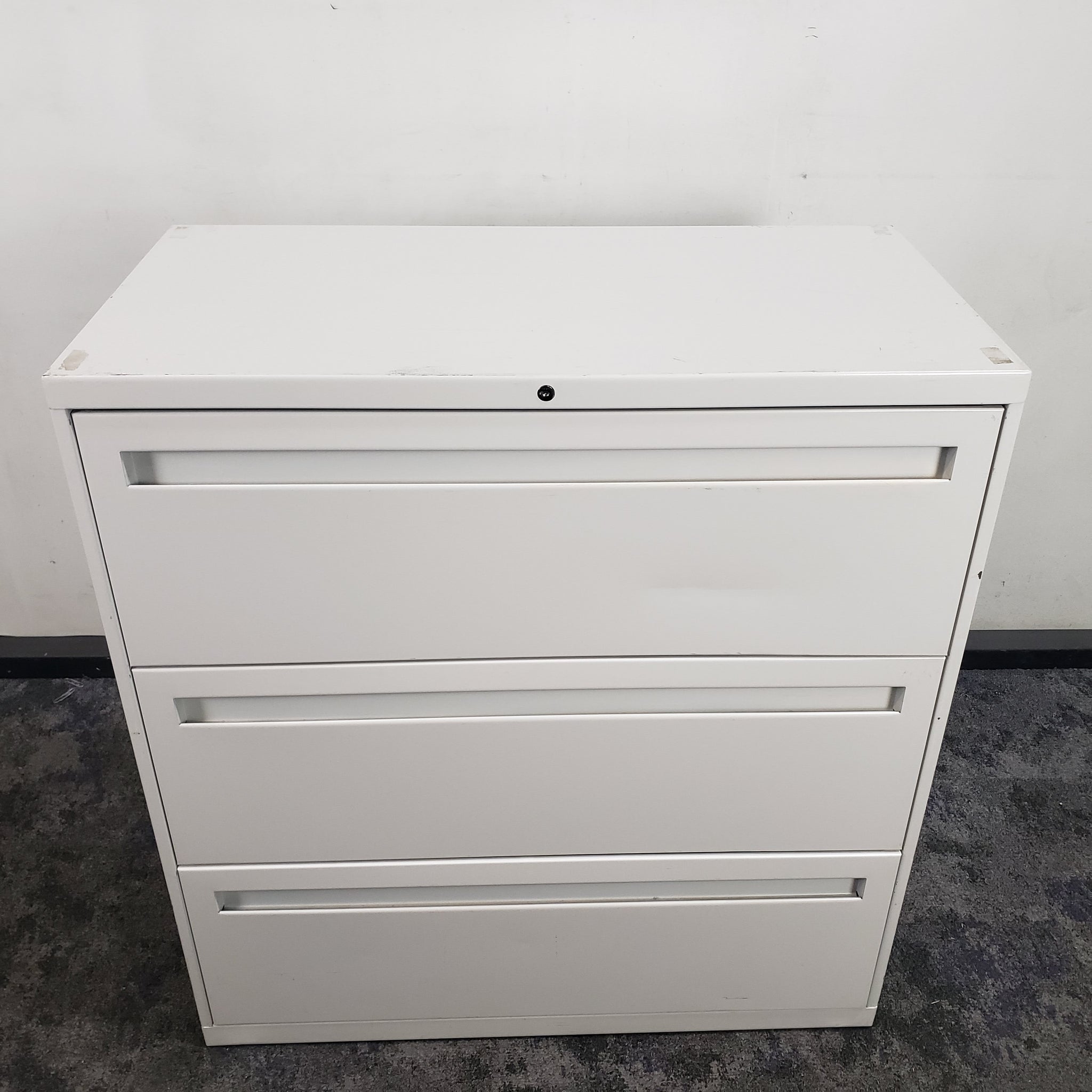 Used office furniture in Minneapolis, St. Paul, Plymouth, MN — TJ