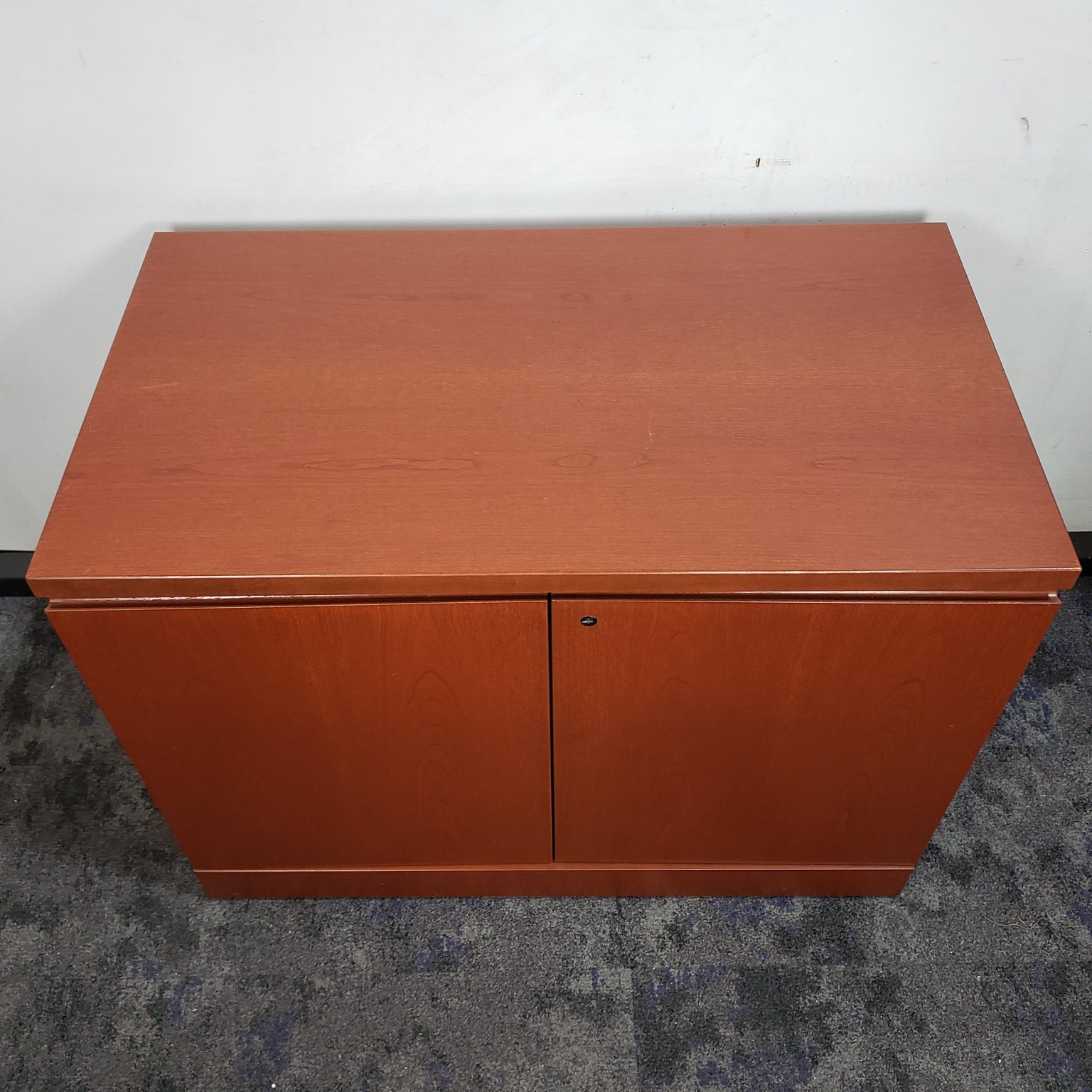 Used office furniture in Minneapolis, St. Paul, Plymouth, MN — TJ