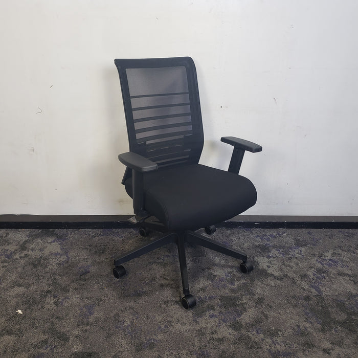 HS-566 Desk Chair