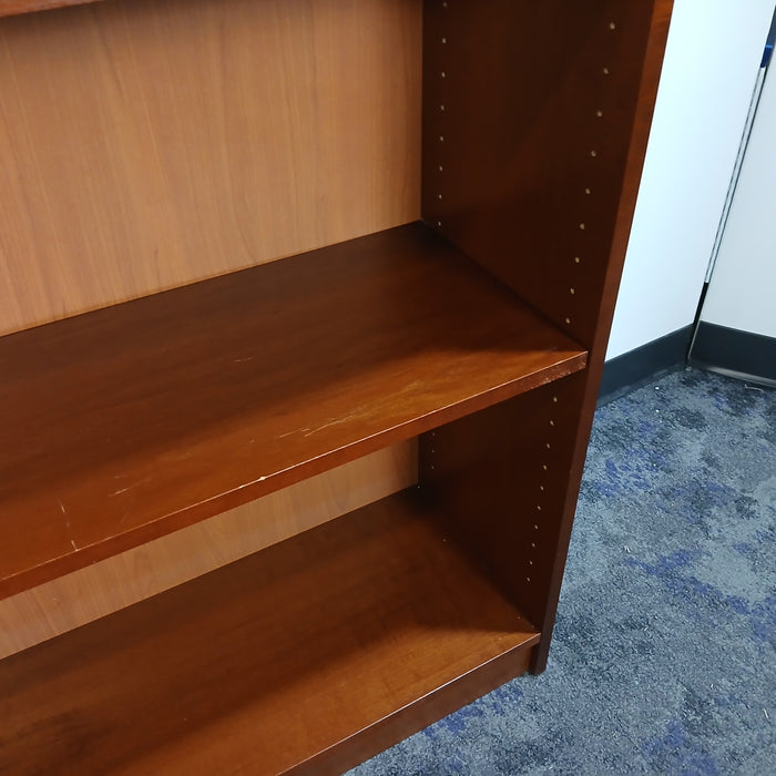 2 Shelf Bookcase / Bookshelf