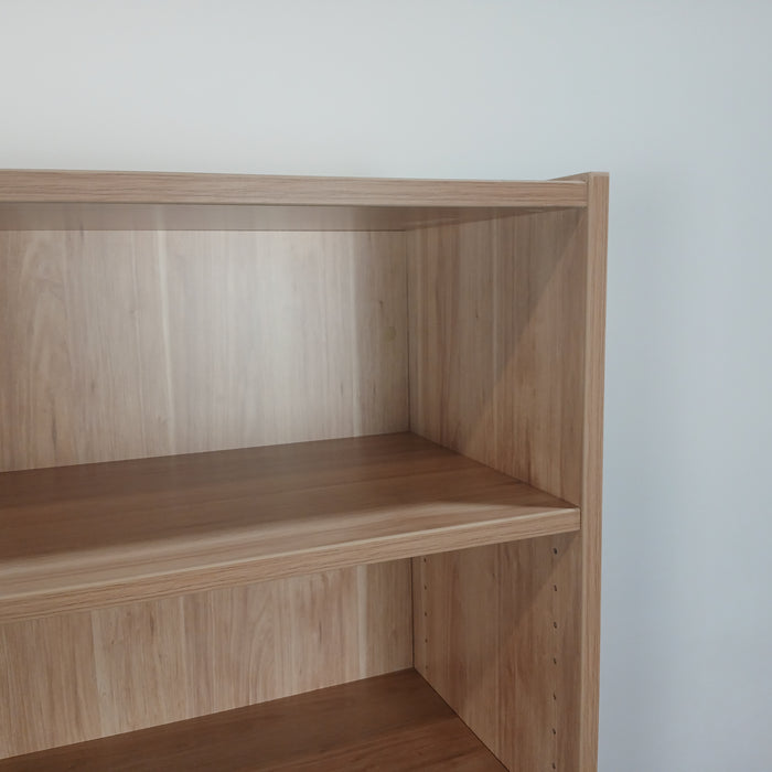 5 Shelf Bookcase / Bookshelf