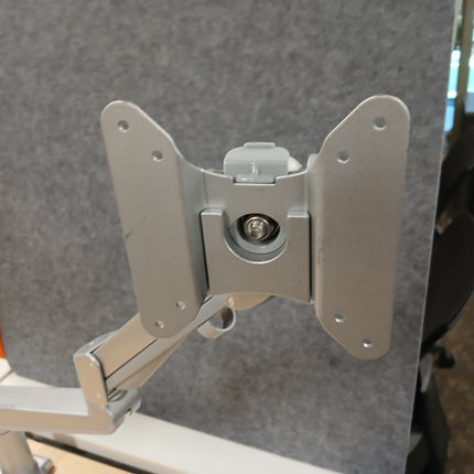 Single Monitor Arm