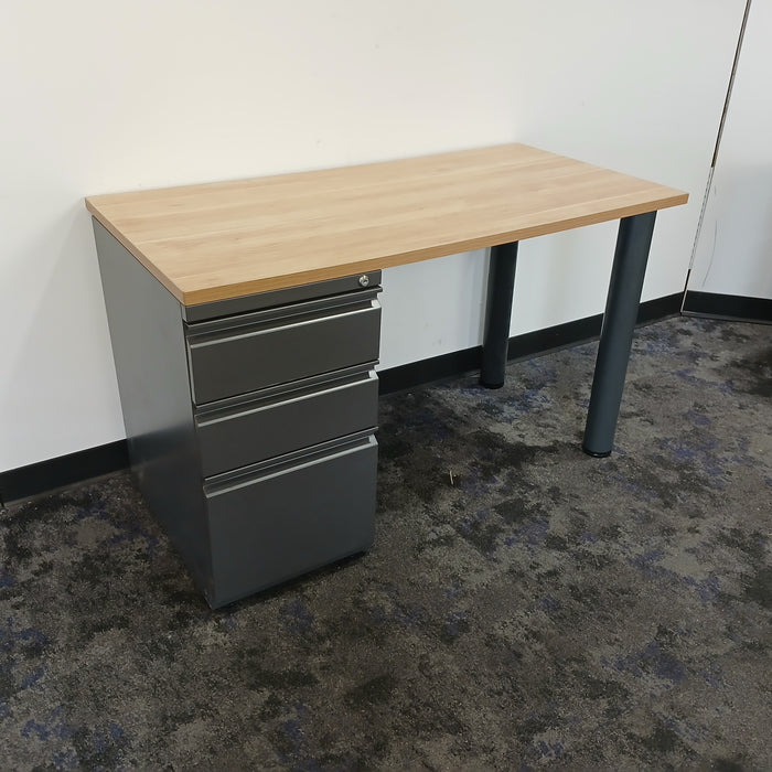 Desk /w File Cabinet