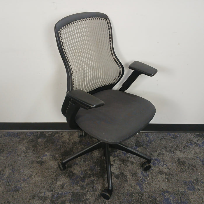 Generation Desk Chair