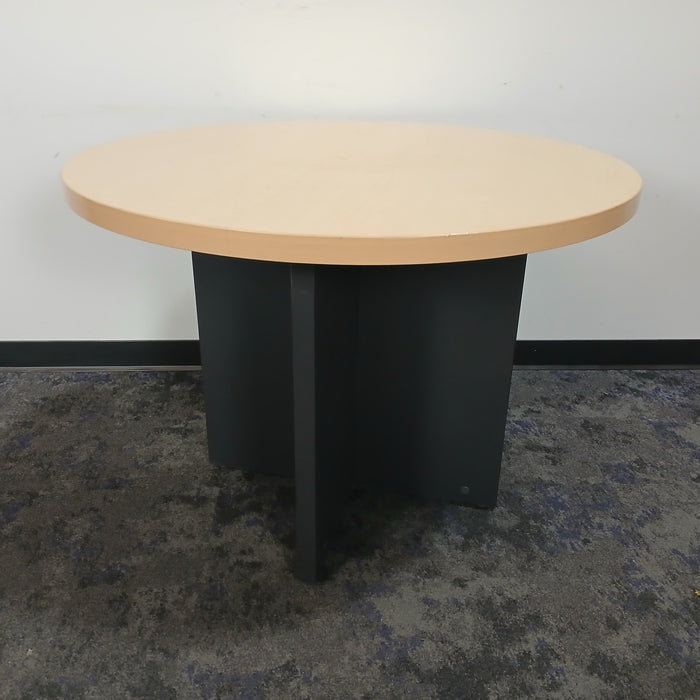 36" Round Table