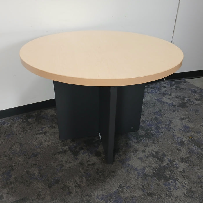 36" Round Table