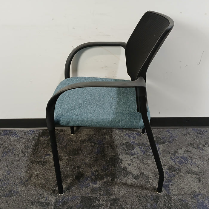 Stacking Mesh Back Guest Chair