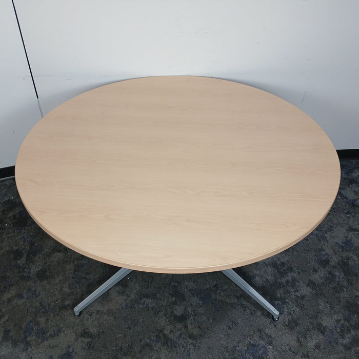 60" Round Table