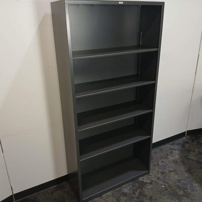 5 Shelf Bookcase / Bookshelf