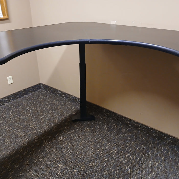 L-Shaped Sit/Stand Desk