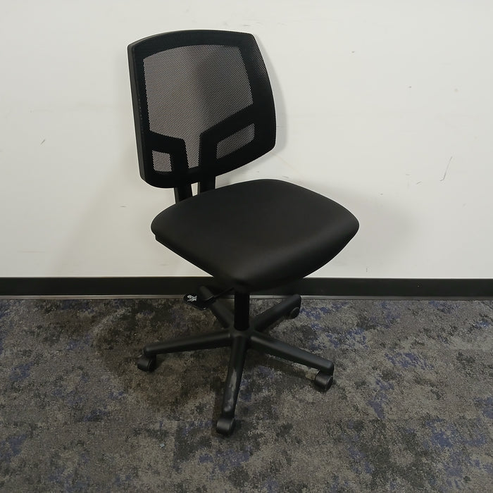 Volt Task Chair