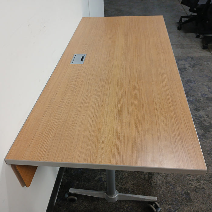 Mobile Training Room Table