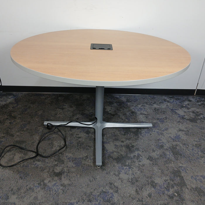 54" Round Table