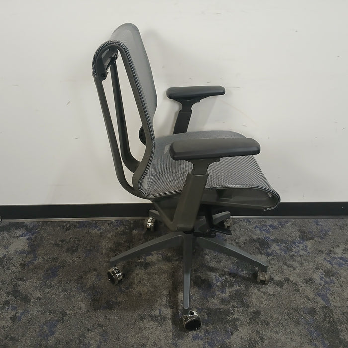 Cydia Task Chair