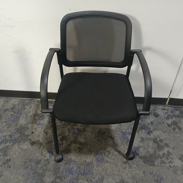 Rolling Mesh Back Guest Chair