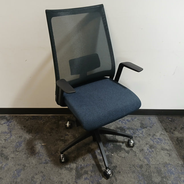 Luna Desk Chair