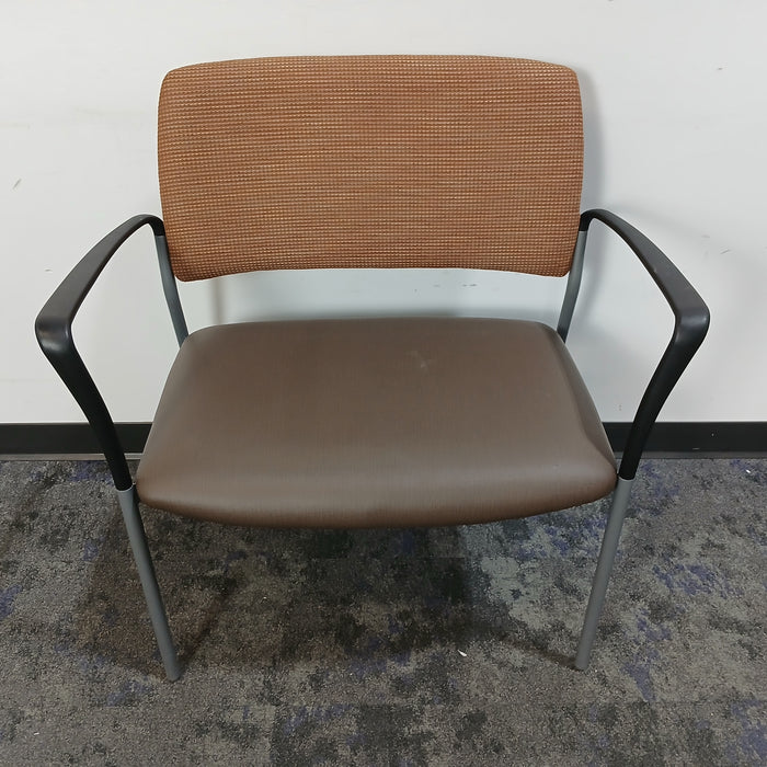 Wide Seat Guest Chair