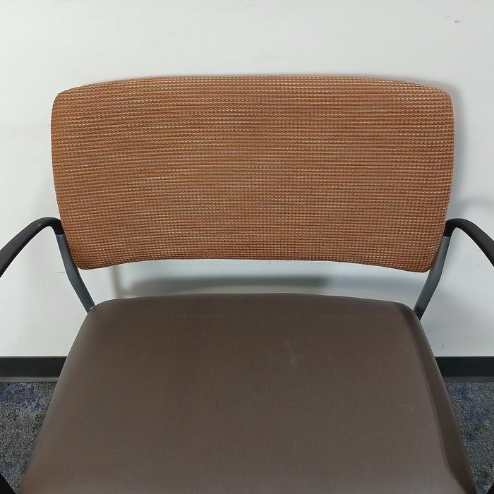 Wide Seat Guest Chair