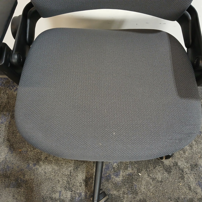Steelcase Leap V2