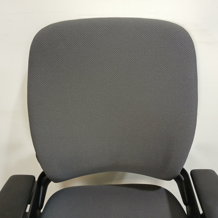 Steelcase Leap V2