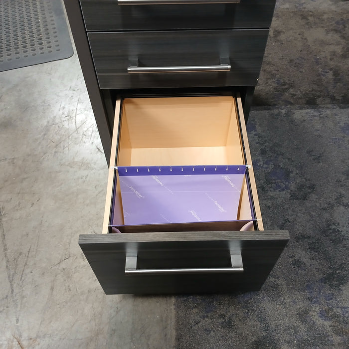 L-shaped standing desk