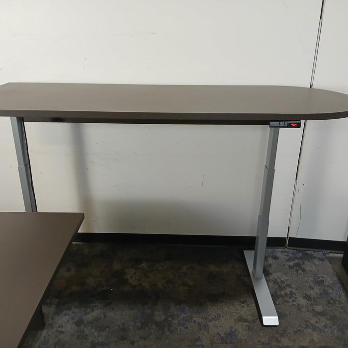 L-shaped standing desk