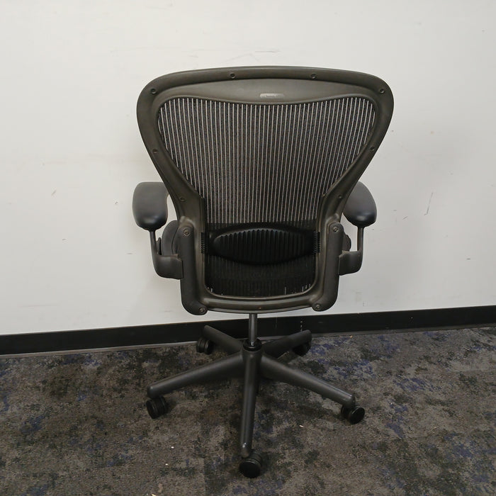 Herman Miller Aeron - Size C