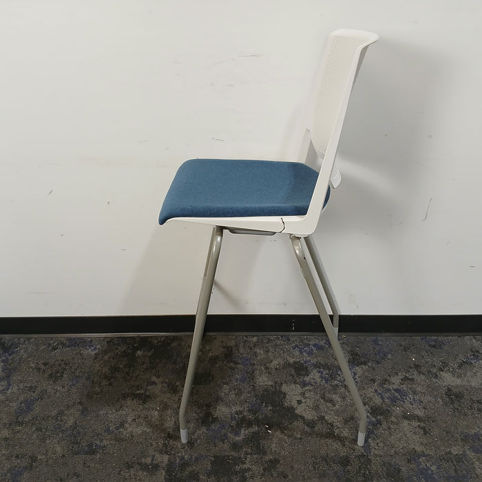 Very Side Chair